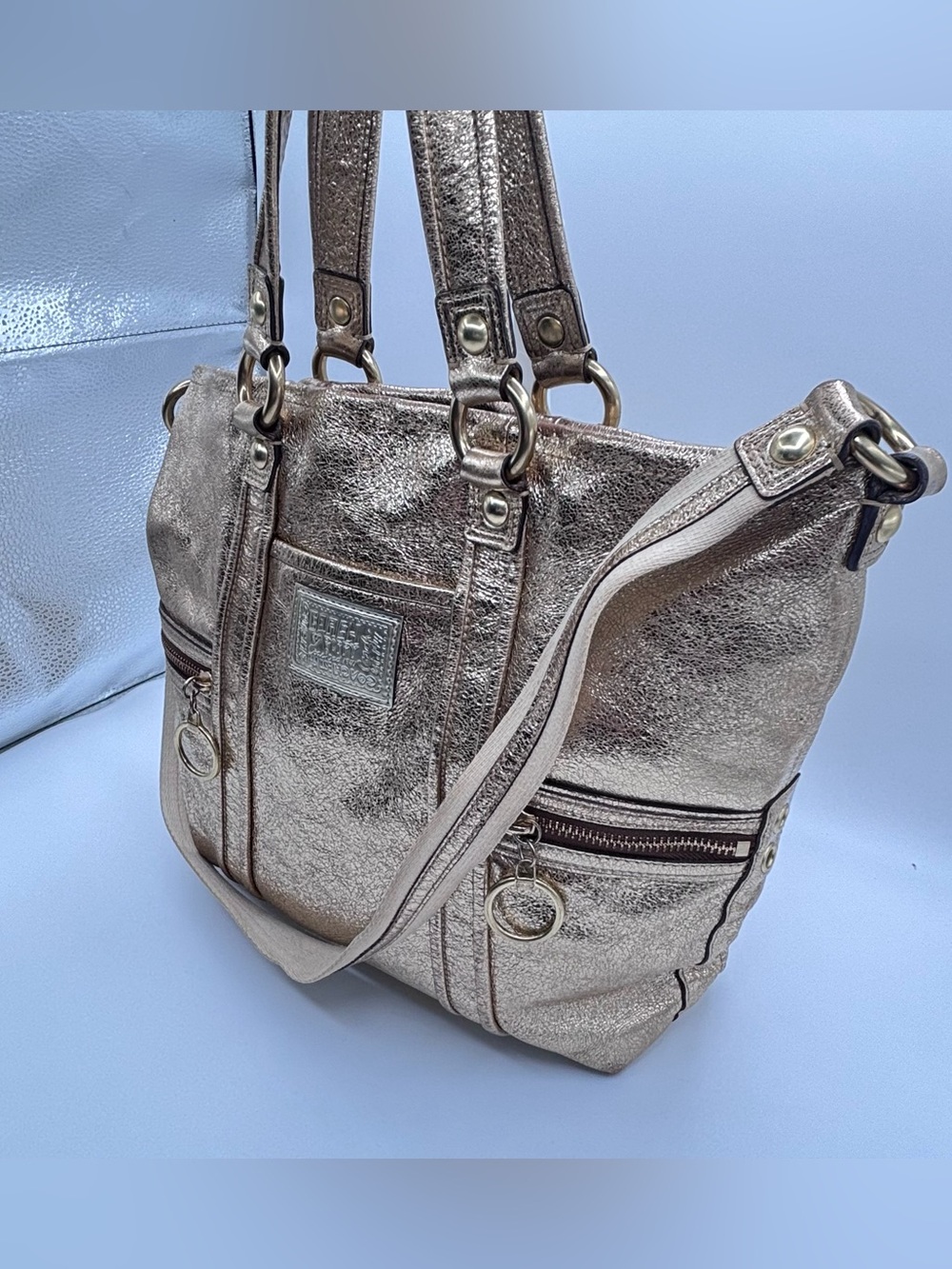 Coach | Poppy Metallic Gold Leather Purse | C0971-13819 - Picture 13 of 16